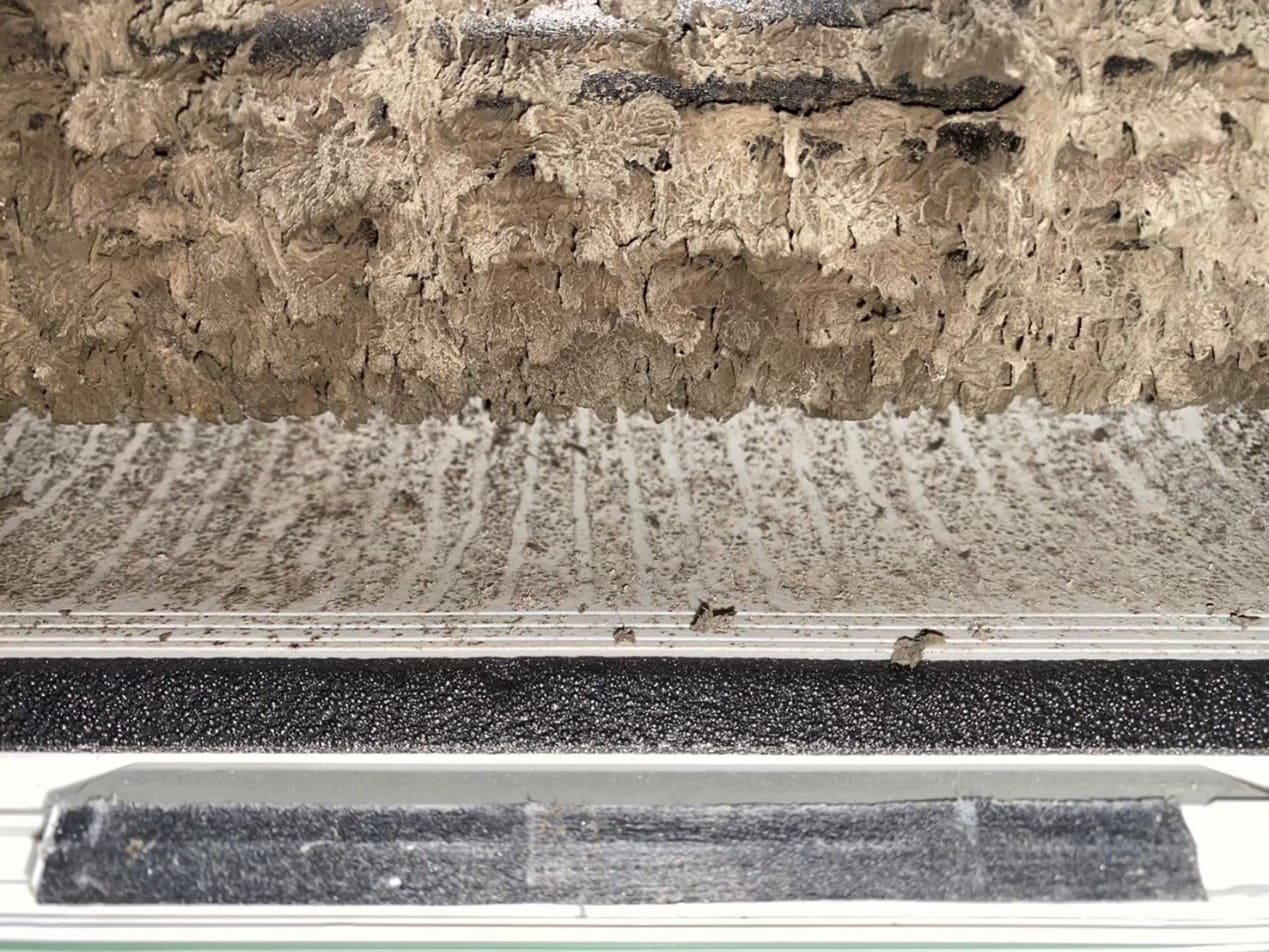 苗栗、頭份冷氣清洗人員告訴你冷氣除濕功能的作用與原理。