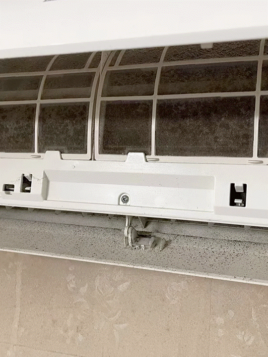 冷氣酸味到底是從哪來的呢？又該怎麼解決呢？今天就來好好解決這個話題，尤其是家有舊冷氣的使用者，可得豎起耳朵聽好啦！